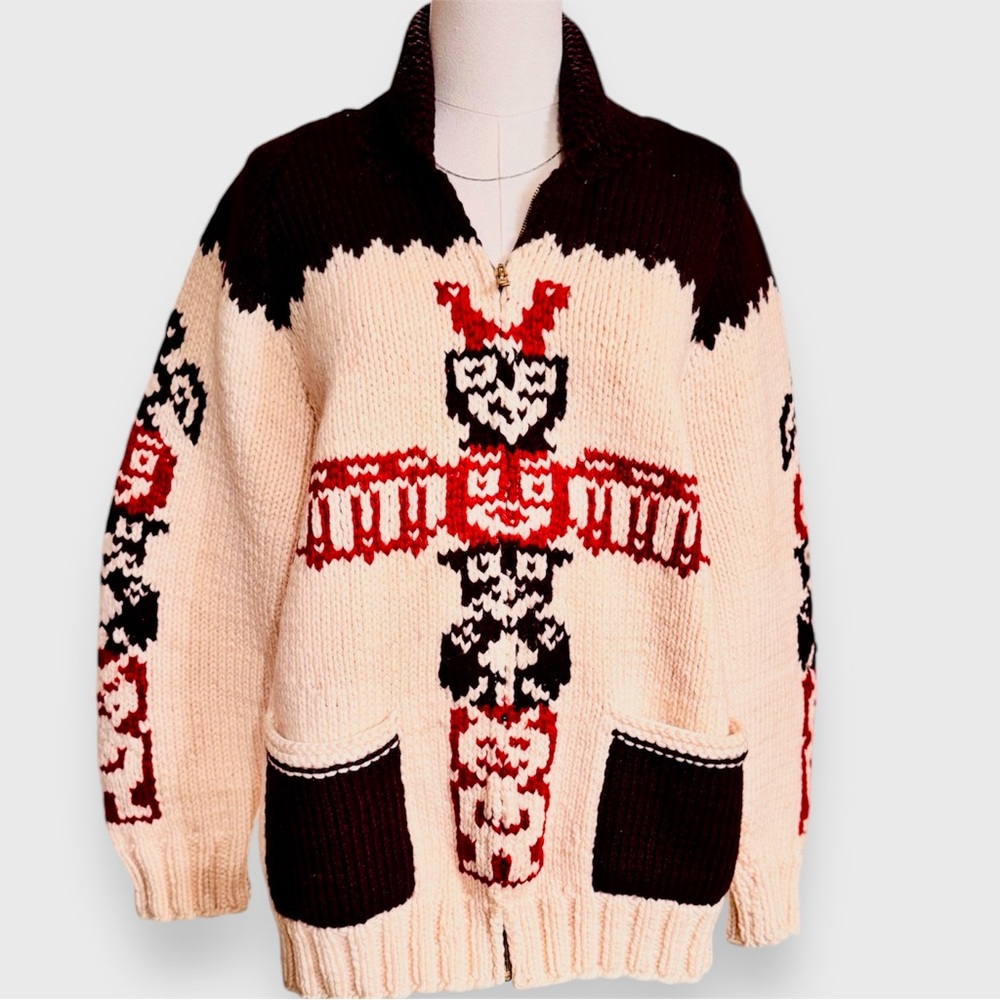 Vintage COWICHAN Totem Pole Mary Maxim Cardigan Zip Sweater Southwestern Unisex